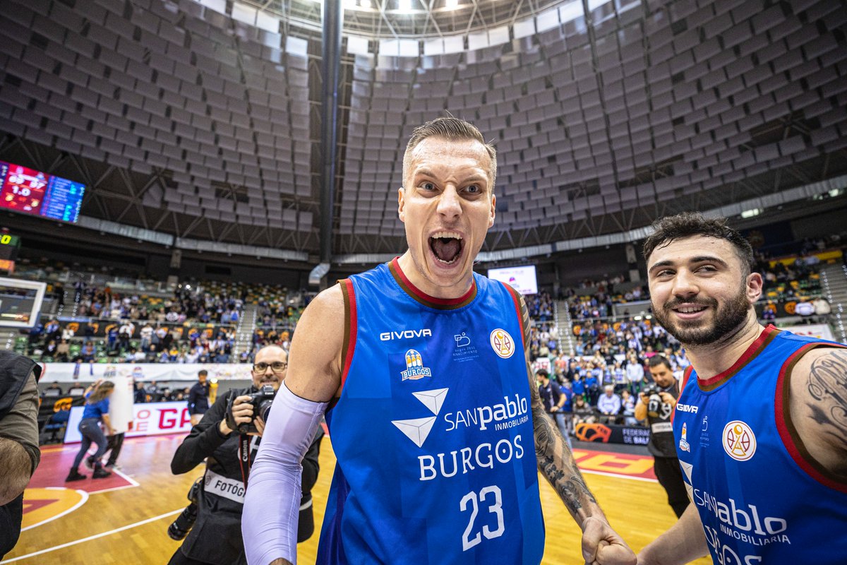 SanPabloBurgos's tweet photo. Post de apreciación de Roberts Stumbris 🫡🇱🇻

#AMuerteConRob 💙 https://t.co/rOjnTedo8a