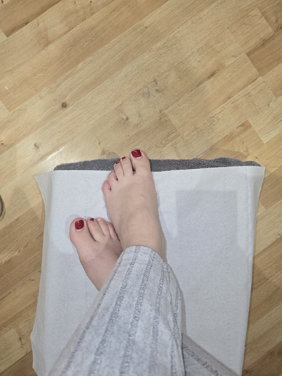 Stephanie Burrage (@sirssprinkles) on Twitter photo I desperately needed my toes painted today. What colour do you think I got?
#feetworshi̇p #footfetısh #footfetishism #feetmodel #footmodel #alua #TrendingNow #Trending I desperately needed my toes painted today. What colour do you think I got?
#feetworshi̇p #footfetısh #footfetishism #feetmodel #footmodel #alua #TrendingNow #Trending