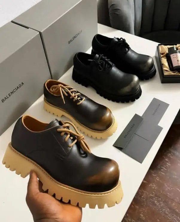 getecorewards's tweet photo. Big sole, bigger vibes. Step up your shoe game with the boldest kicks around. Shop now on Cloudshopa. 👟 #BigSoleEnergy https://t.co/Xu8EFdRFU8