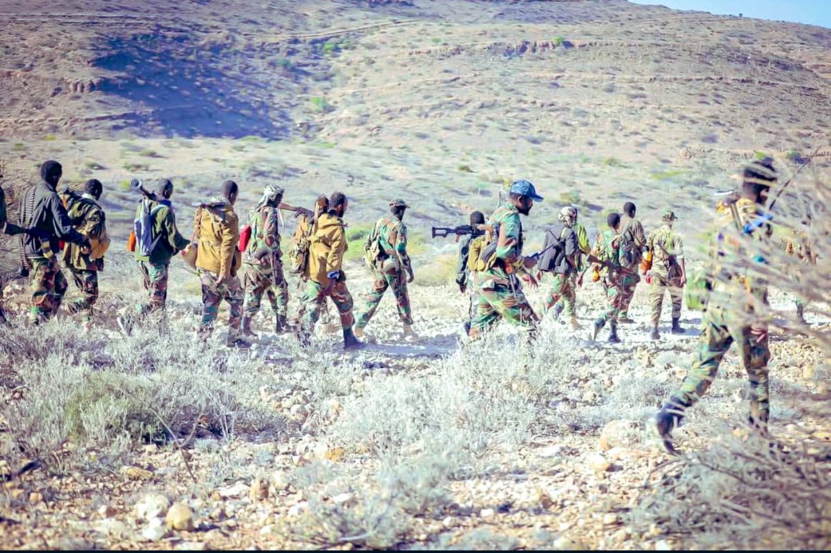 alihwarsame's tweet photo. “Ama Geeri aakhiro, ama Guusha nololeed”
Guuleysta 🤲 💪

Free #Puntland #Somalia from #ISIS with local Somali armed forces ✌️ https://t.co/xDuZPc9XPC