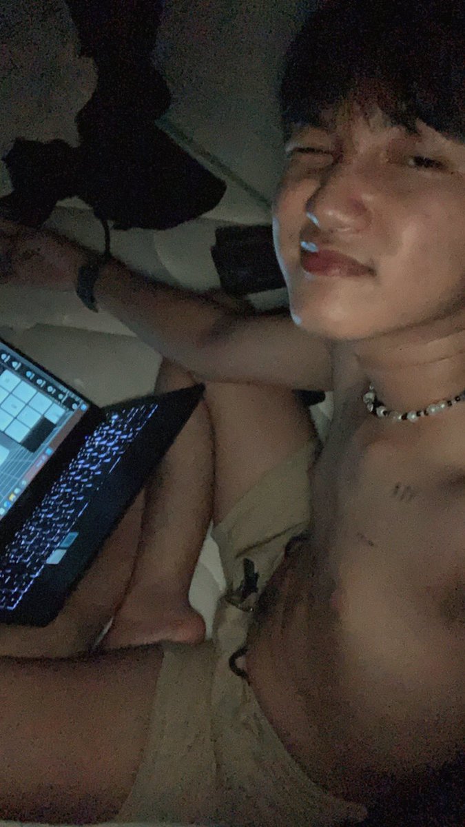 lawar_peek tweet media