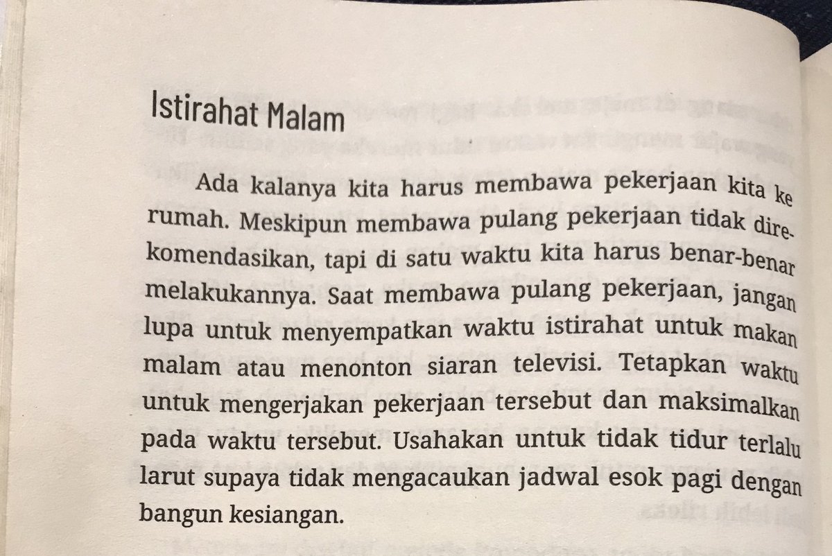 bowee__'s tweet photo. Set boundaries, emang perlu sih.

Tapi balik lagi kalau emang kerjaan urgent ya kadang gak terhindar. Cuman kalau hampir selalu dirasa urgent, emang itu beneran urgent? https://t.co/EvrU6vH6AZ
