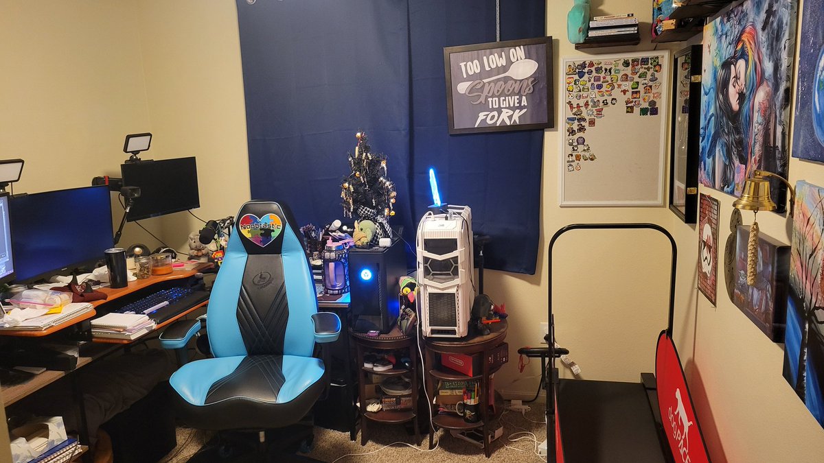 <a href="/LFGamingChairs/">LF Gaming Chairs</a> 100% get one of these chairs! Your body will thank you.