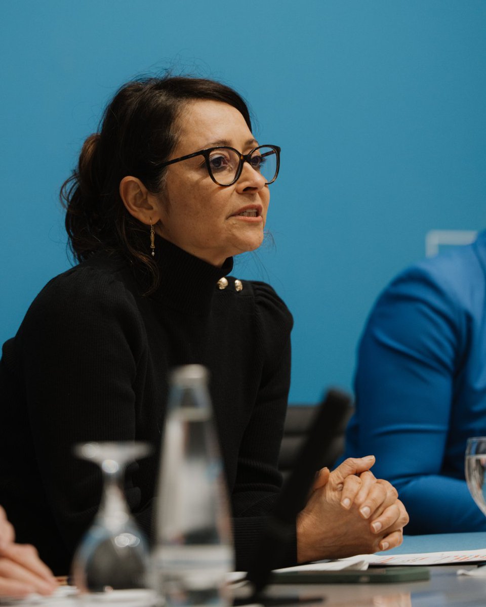 RegBerlin's tweet photo. Heute hat Justizsenatorin Felor #Badenberg eine neue Plattform zur Bekämpfung der Organisierten Kriminalität vorgestellt. Sie legt den Fokus auf die Gewinnabschöpfung. Strafen bei illegalen Geschäften werden vervielfältigt und die Zusammenarbeit der Behörden gestärkt. https://t.co/MZXRoxpsnB