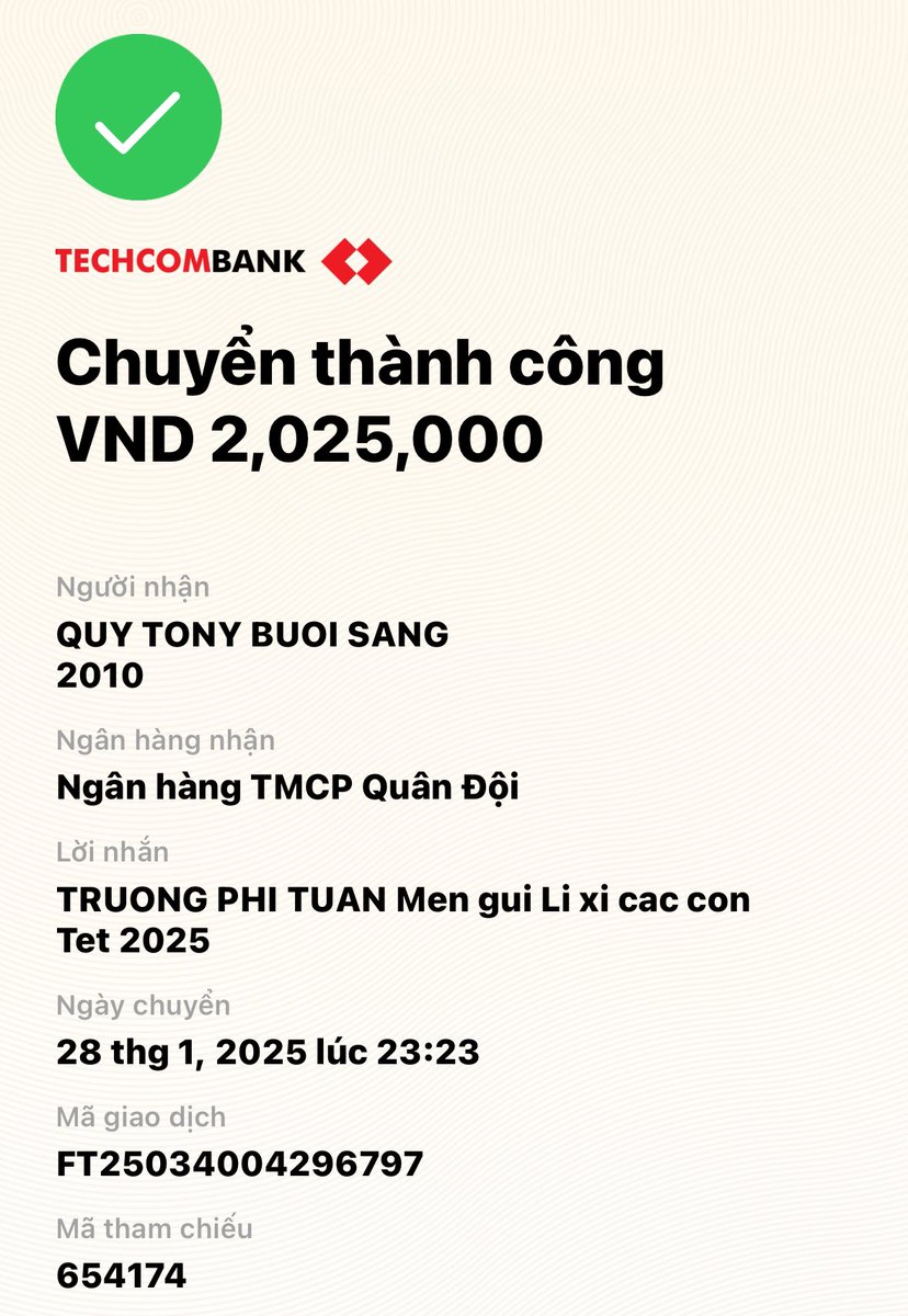 Viết, trong đêm trừ tịch
Chợt nghe tiếng gió đêm trừ tịch
Ta hỏi lòng Xuân nghĩ ngợi gì?
Xuân rằng “chẳng nghĩ chuyện xa xôi”
Việc nhỏ, tầm tay làm trước đã
Việc lớn,tuỳ duyên hưởng phúc phần.
Bên ly “nước ổi” con xin mạnh dạn gieo một vài vần thơ tiếp