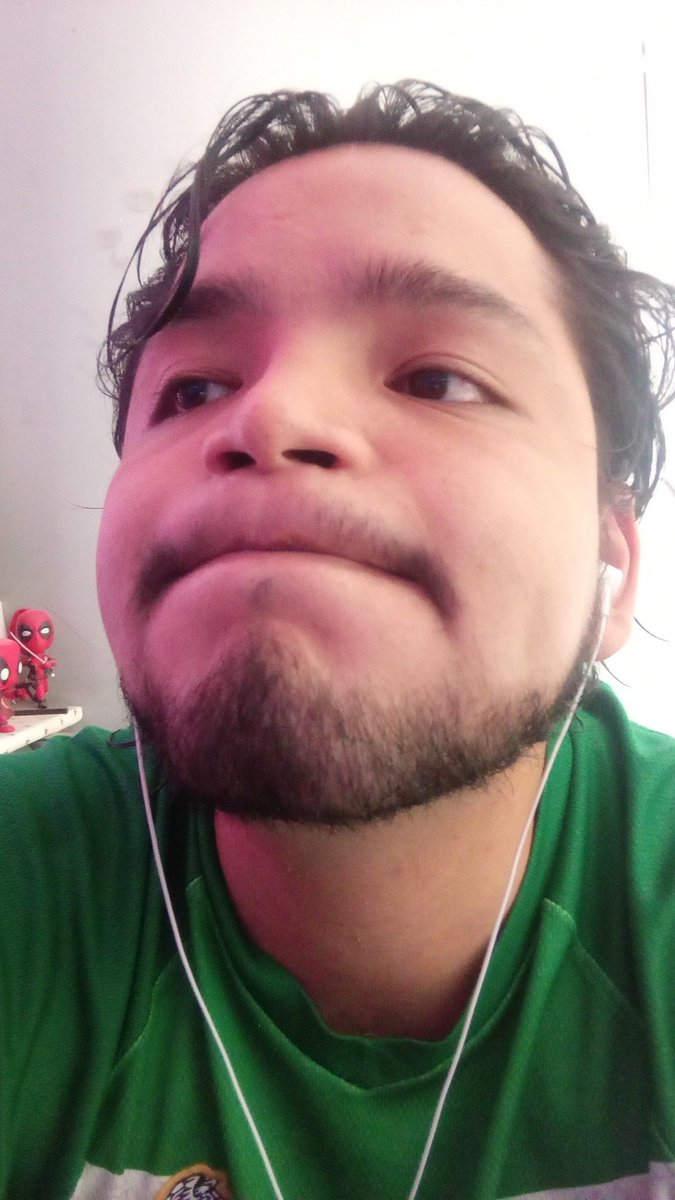 Jonaknight94's tweet photo. Aja y si tienes un buen día? ☺️ https://t.co/2UT4xcfHfv