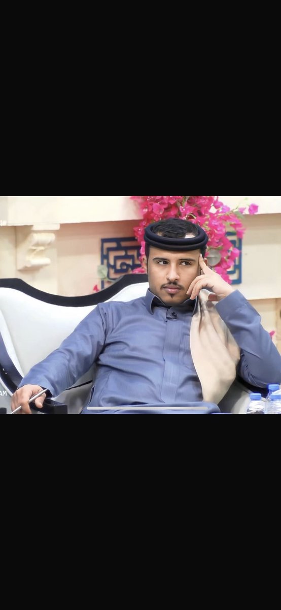 تساقط شعر ..

#مناحي_الاسلمي