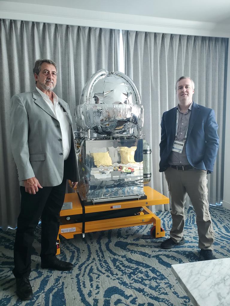 rocketrepreneur's tweet image. My friends at @eta_space are showing their LOXSAT-1 propellant depot demo hardware at the #SpaceMobility conference.