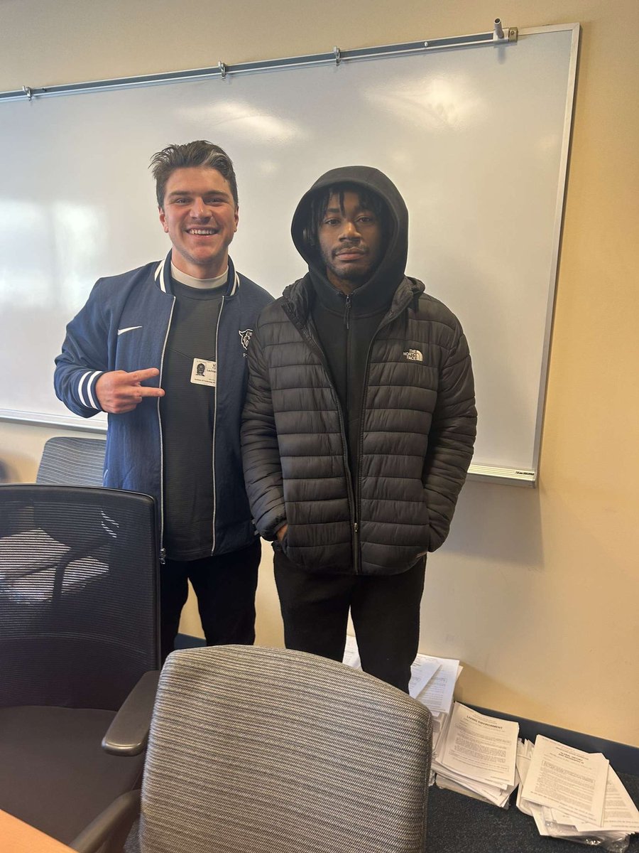 JabrisportsPage's tweet photo. appreciate @LachlanKline for coming by to have a conversation with me💙🤍@NovaFootball @Cedric_stevens5 https://t.co/ECdMvFepbJ