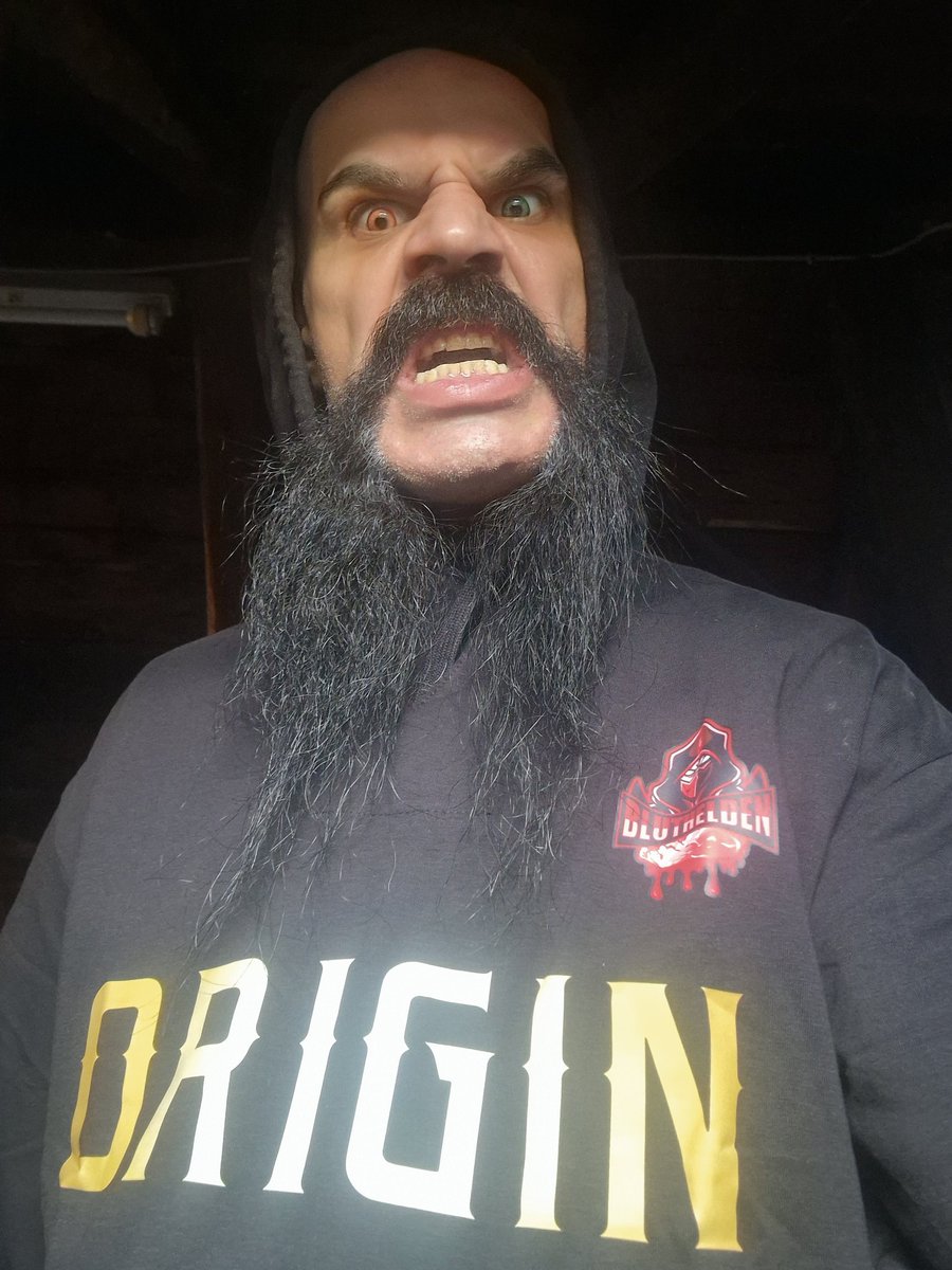 If you want blood  
You've got it ! #acdc #bluthelden #tcg