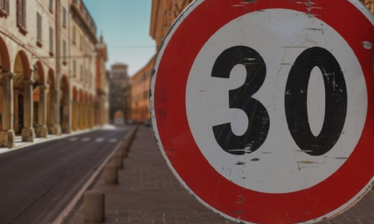 I dati di #Bologna città a 30 km/h dovrebbero generare una sorta di obbligo morale e decidere di fare lo stesso in tutte le città dovrebbe essere la logica conseguenza. Non ci sono più scuse. #città30 #mobilitàurbana