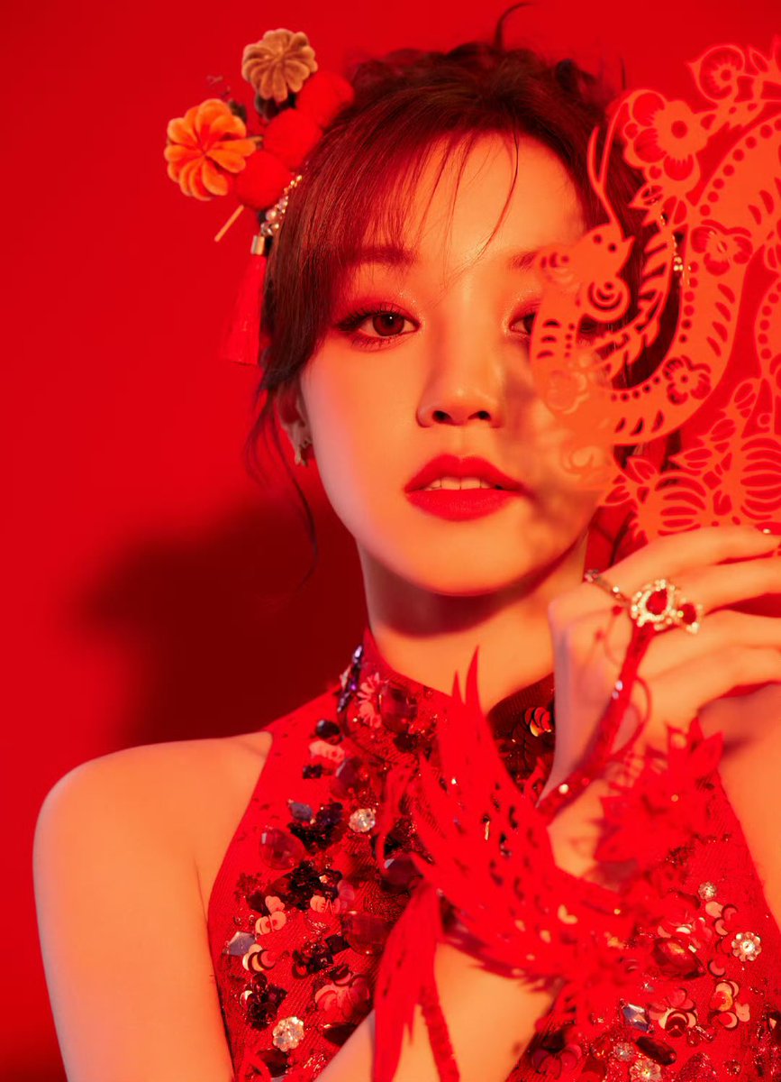 official_i_dle's tweet image. #YUQI x #CCTVSpringFestivalGala

#여자아이들 #GIDLE
#우기