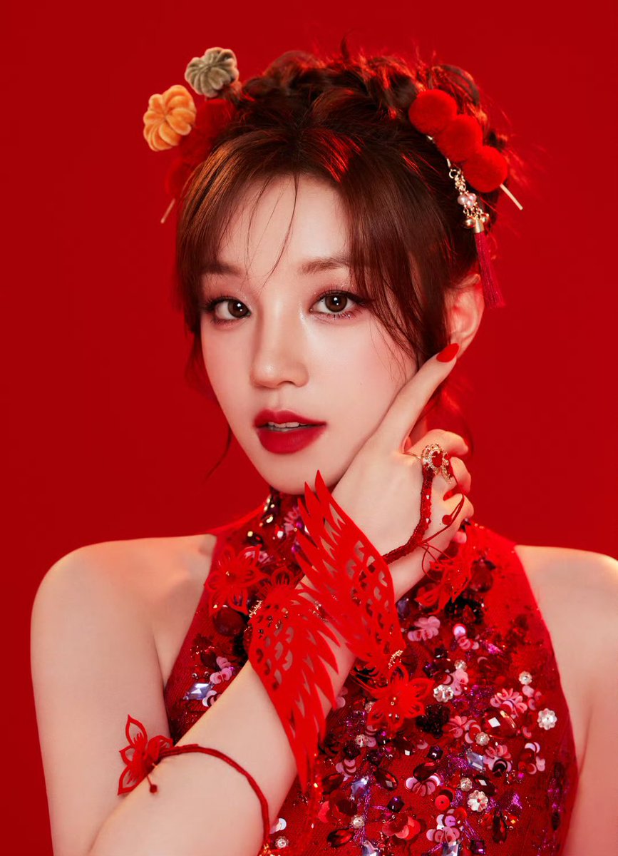 official_i_dle's tweet image. #YUQI x #CCTVSpringFestivalGala

#여자아이들 #GIDLE
#우기