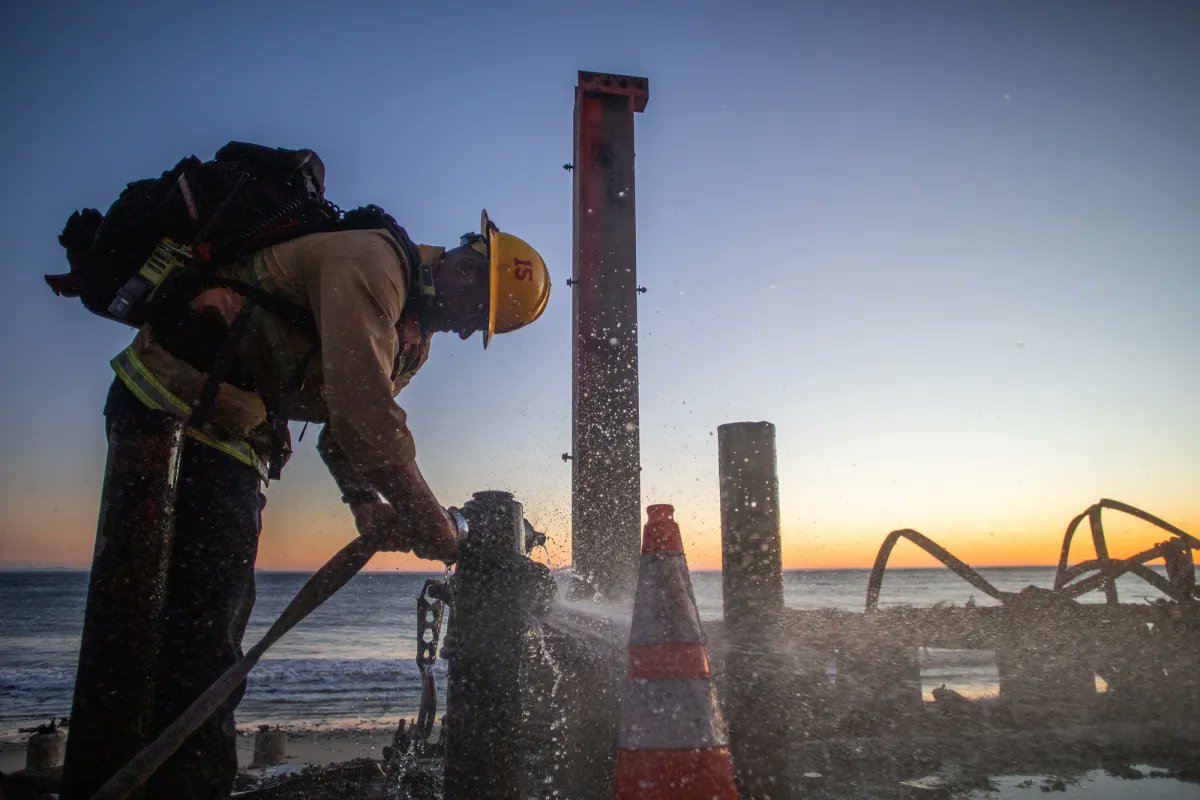 Trump doesn’t understand California’s complex water network. But that’s not the point

Trump is both a master of strategic misdirection and a man who tends to believe what he finds advantageous to believe, facts notwithstanding. Either way, Trumpologists — those who specialize in