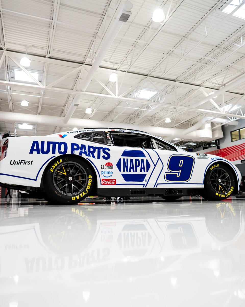 NAPA Racing tweet media