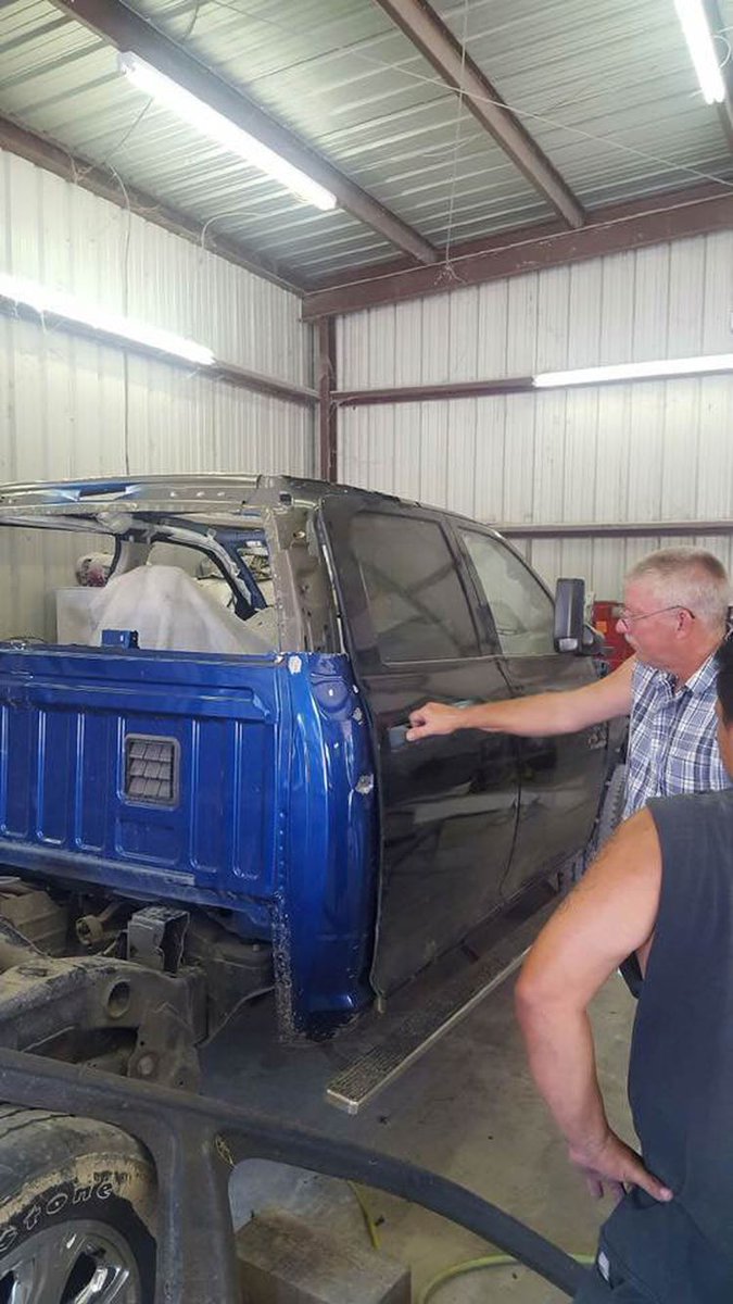 WesCollision's tweet image. Looking for a dependable body shop? Wes' Collision offers quality repairs with exceptional service. Come by and see what makes us stand out!
#BodyShop #MabankTX
mabankautobodyrepair.com/about_us