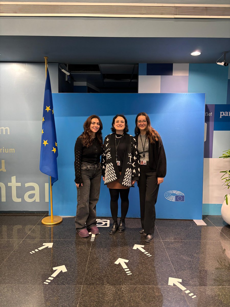 bruxircle's tweet photo. Kicking off 2️⃣0️⃣2️⃣5️⃣, #Bruxircle team had a visit to the #Parlamentarium in #Brussels along with our new #Erasmus+ trainee Bedriye Işıl Cumalı.
#VisitEP to discover how European democracy is shaped 🇪🇺
The visitors centre is open seven days a week and entrance is free of charge. https://t.co/xdGFYazpGC