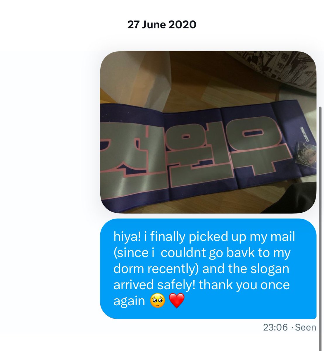 aisvt's tweet photo. in 2020, i joined a slogan giveaway for oty in kl and won it, but the concert got cancelled bc of the pandemic..

5 years later i could finally bring and use it at the concert 🥺🫶 https://t.co/bnhBvSH6GW