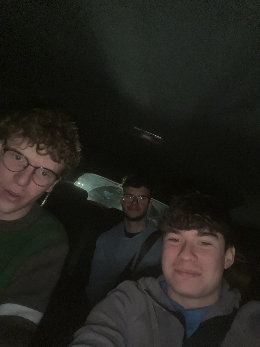 Joe Fleet tweet media