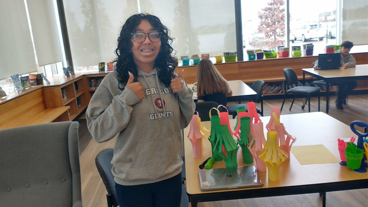 juliadanielloeb's tweet photo. We started our paper lantern craft today for Lunar New Year tomorrow in the #learningcommons! Looking beautiful so far! Great job students!!! #Belong #LunarNewYear2025 #YearOfTheSnake https://t.co/5wfCFh1OmN
