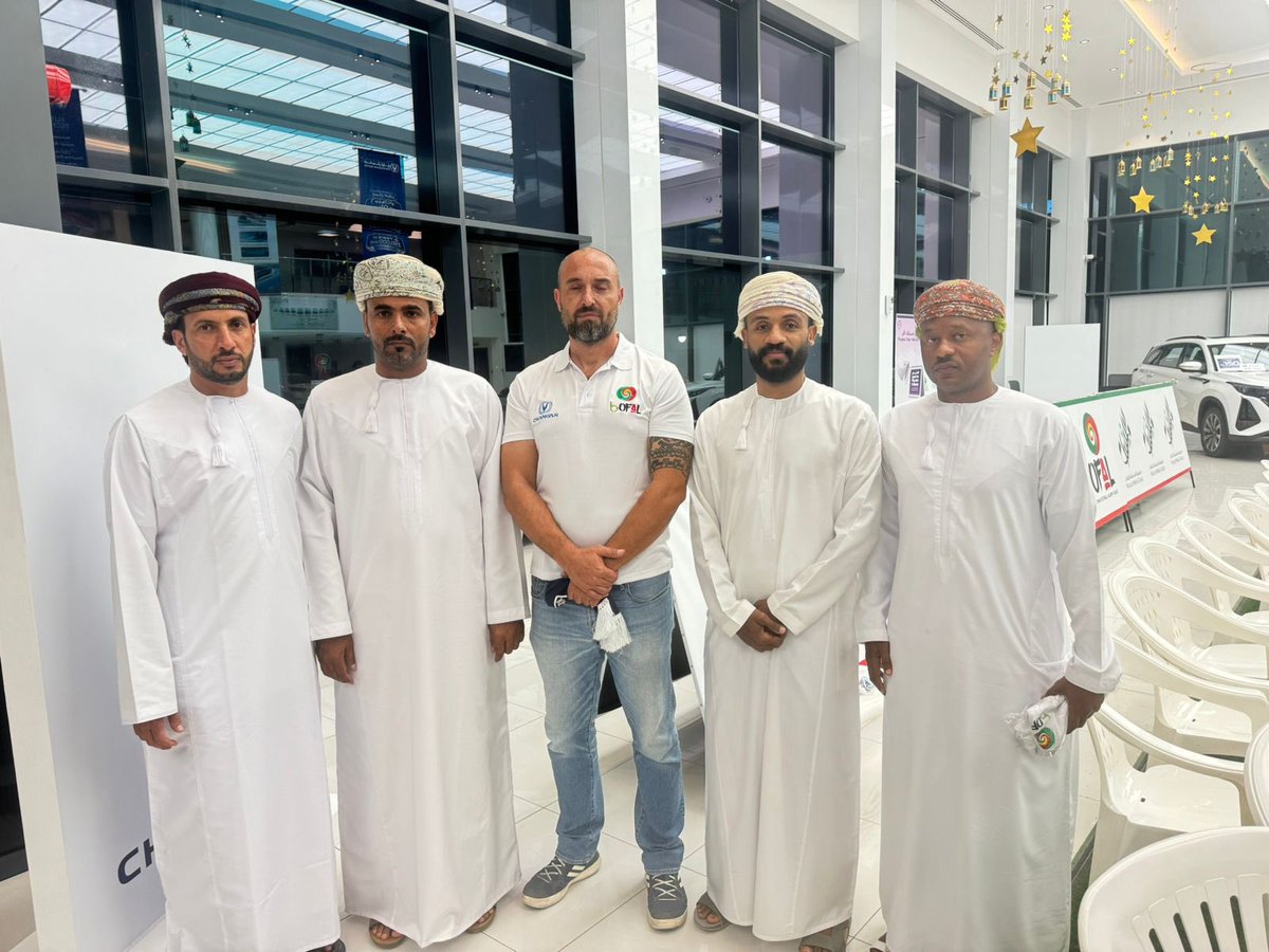 PromisingGene10's tweet photo. تكريم أكاديمية الجيل الواعد لحصولها على المركز الأول 🥇 على مستوى محافظة جنوب الشرقية للفئة العمرية ٢٠٠٩-٢٠١٠ بحضور جميع الطاقم الفني و الإداري للأكاديمية https://t.co/fKgaiuDuKK