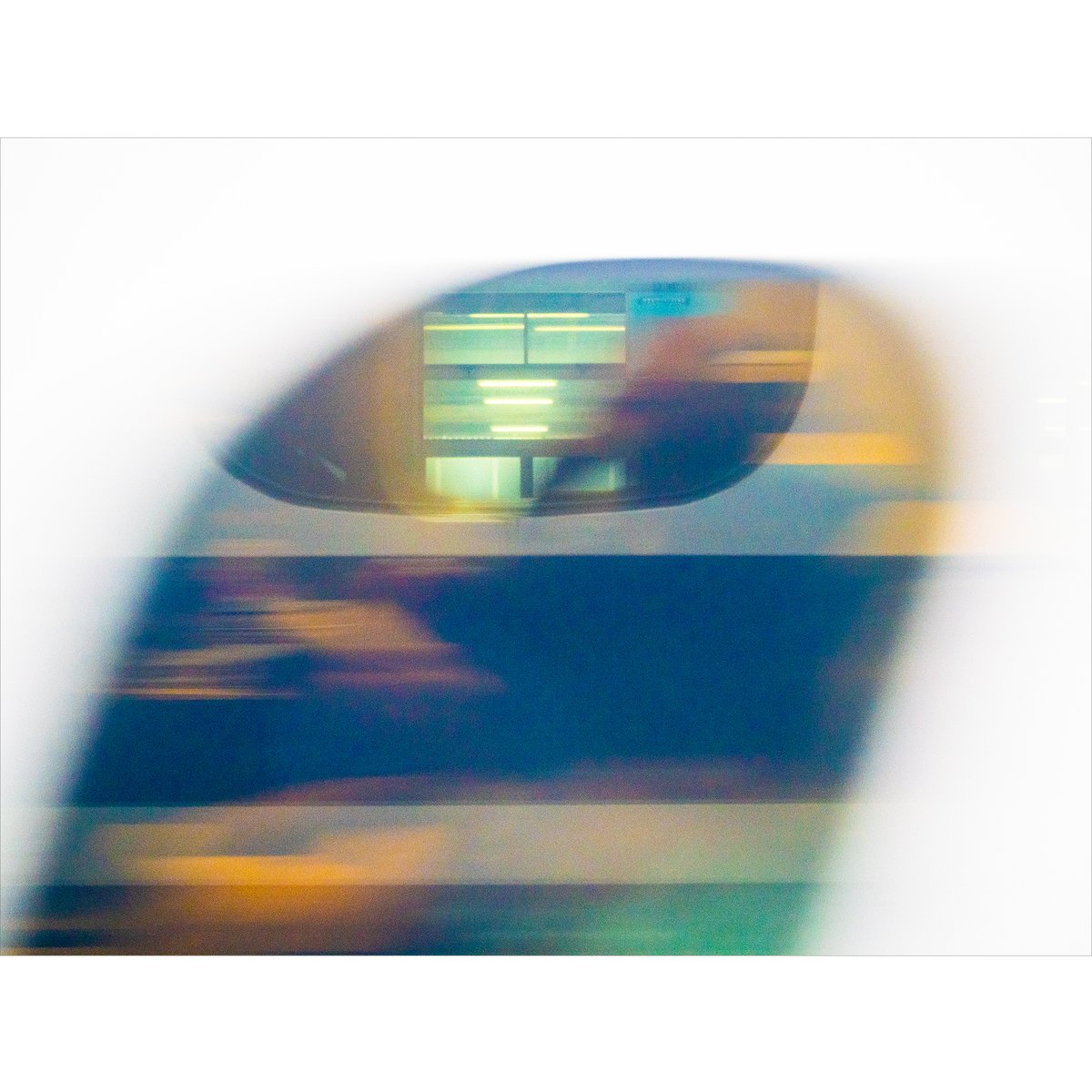 matmarcinkowski's tweet photo. These shots were taken between Tokyo and Osaka with a slight shutter drag as two bullet trains pass each other. Prints available. Link in bio. Contact for info. #bullettrainjapan #osaka #japan #tokyo #artforsale #interiordesign #homedecor #stlinteriordesigner #stlinteriordesign https://t.co/mNOWkUnw75