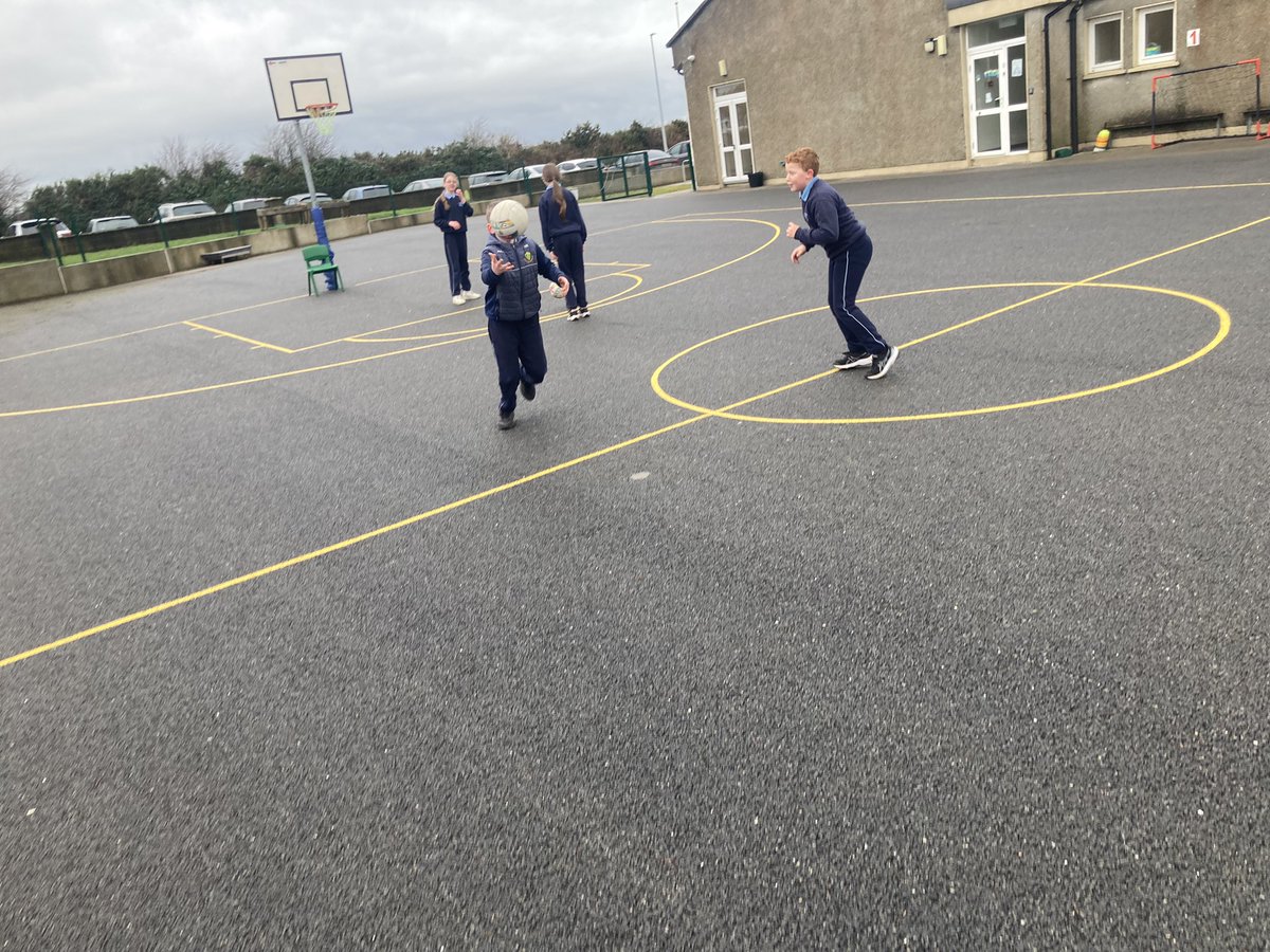 MonahanAl's tweet photo. Dodged the showers today in @Rathgarogue_NS to get a few football sessions in . Kids are flying🏐🏐🏐🏐
@RathCushGAA https://t.co/xu1N54yjVX