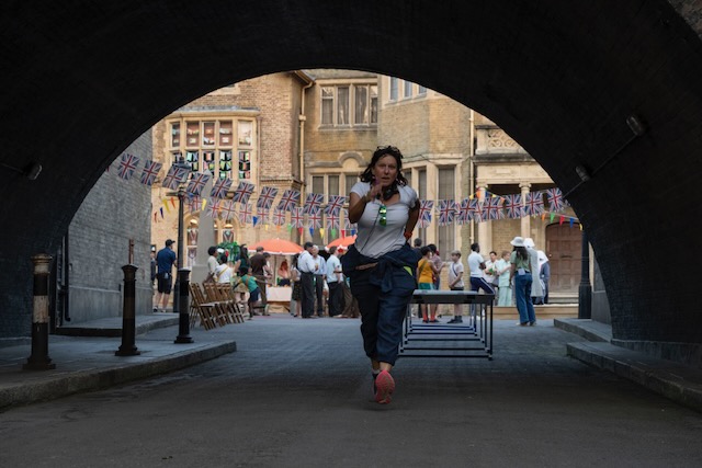 Countdown ends at 20.05 BBC1.

Catch episode 5 of #callthemidwife in an hour. Thank you to the fabulous cast and crew - it was a real pleasure. 

BLAST OFF! I hope you all enjoy 

Picture by ollycourtney.com