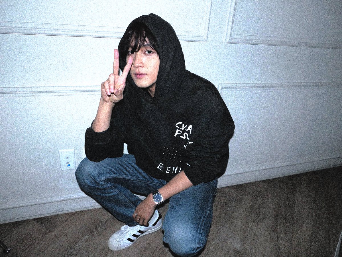 sevenpixells tweet picture