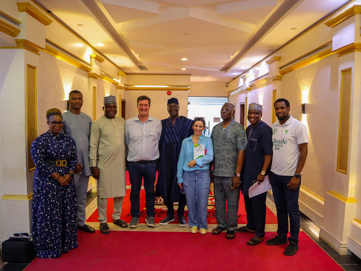 nicanor_dorcas's tweet photo. I’m glad to have joined the @oxfamnovib team from the Netherlands, @oxfaminnigeria and @gifsep4climate to visit the Nasarawa State House of Assembly in Lafia, it was an opportunity to discuss with legislators about the ongoing climate change bill.
#AACJProject
#GreenResilience https://t.co/eMWcOdrhhk