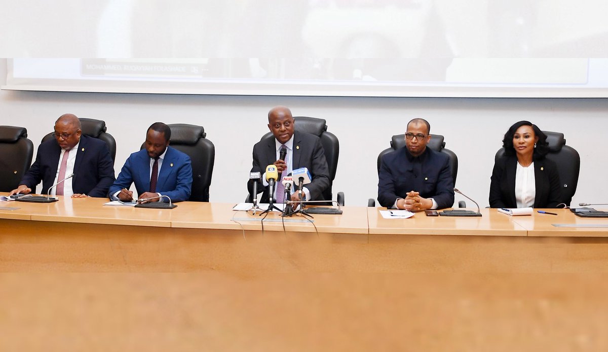 cenbank's tweet photo. #CBNFCode #CBN Governor Olayemi Cardoso has launched the Nigeria Foreign Exchange Code (FX Code), emphasising integrity, fairness, transparency and efficiency as critical pillars for Nigeria's economic growth and stability. https://t.co/LAs8kHt4ui