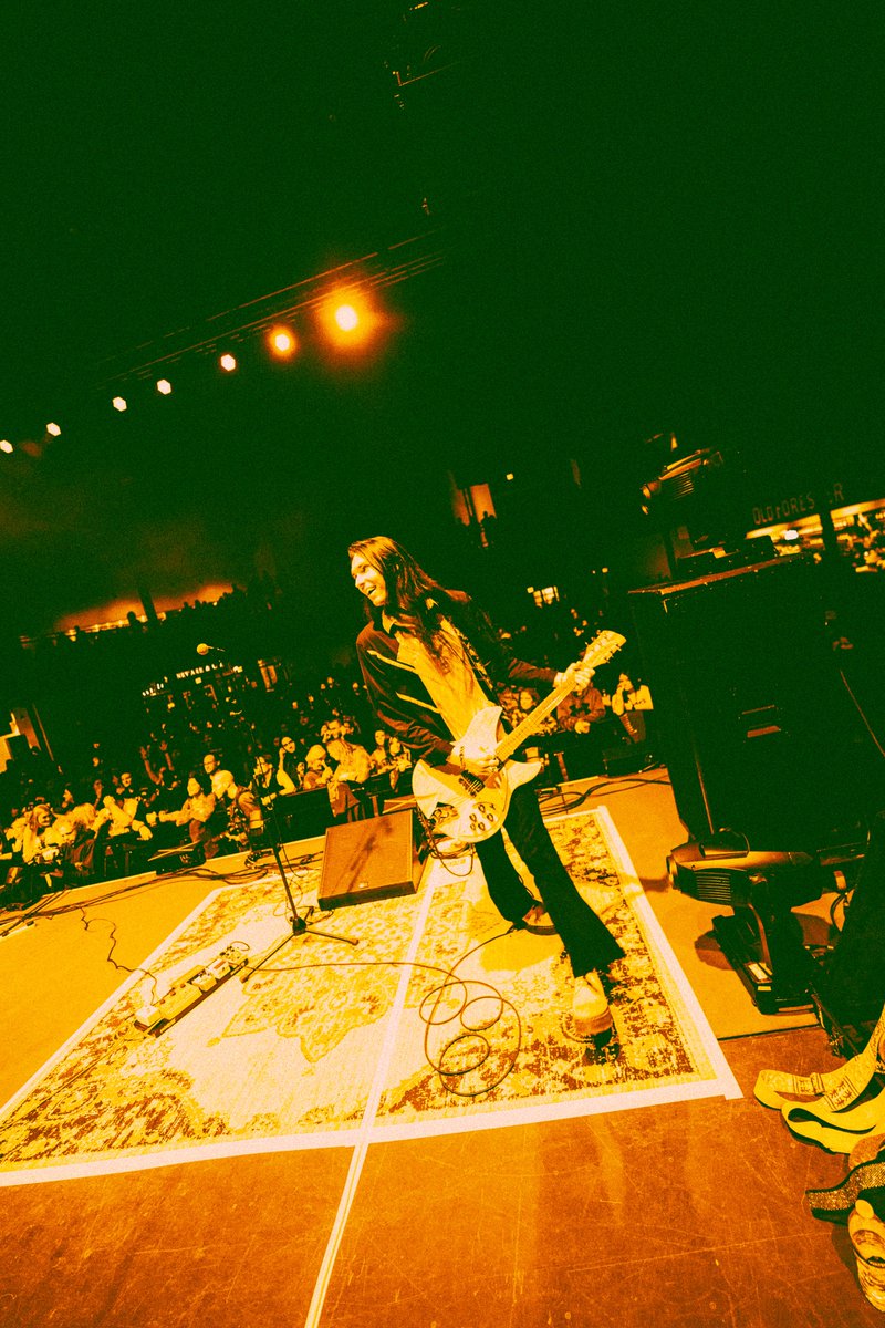 jamesatcg's tweet photo. THANKS TO @Highly_Suspect FOR HAVING US ON THESE SHOWS! LOUISVILLE WAS A BLAST!

WE'RE IN KNOXVILLE TONIGHT FOR A SOLD OUT SHOW AT @themillandmine 

WE'RE ALL AT THE MERCH TABLE AT THE END OF EVERY SHOW SO COME AND SAY HELLO!

PHOTOS BY THE LEGEND @chandlerdoesthings https://t.co/mCNm2LuqvO
