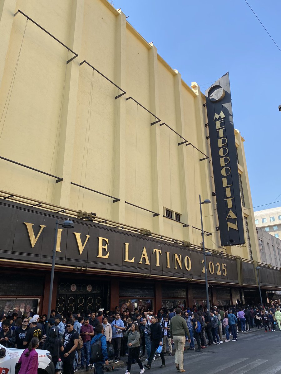 MizquitlRadio's tweet photo. #FESTIVALES🔵 

Inicia la cuenta regresiva del #ViveLatino2025 
Desde el Teatro Metropolitan 
Hoy vamos a conocer todos los detalles del @vivelatino 

Presentado 
@ocesa_total  @amazonmex @AmazonMusicMX https://t.co/2aRJI76c9h