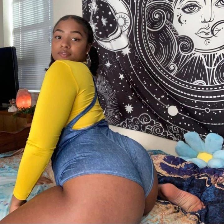 Would you kiss?😘💦