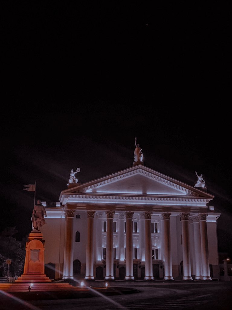 thatverybadboy's tweet photo. Свобода, ответственность и возможность сюрприза определяют человеческую сущность. Эта сущность делает возможным все ценное. https://t.co/QKttFZNrf4