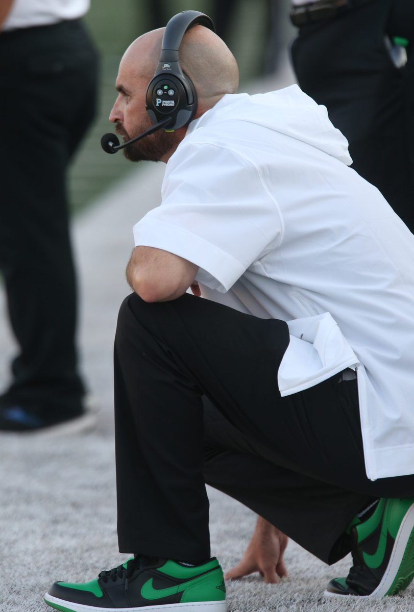 Raymondville announced PSJA Memorial's Will Littleton as it's new head coach and athletic director via a press release Tuesday. #RGVFootball #txhsfb

READ: rgvsports.com/raymondville-t…