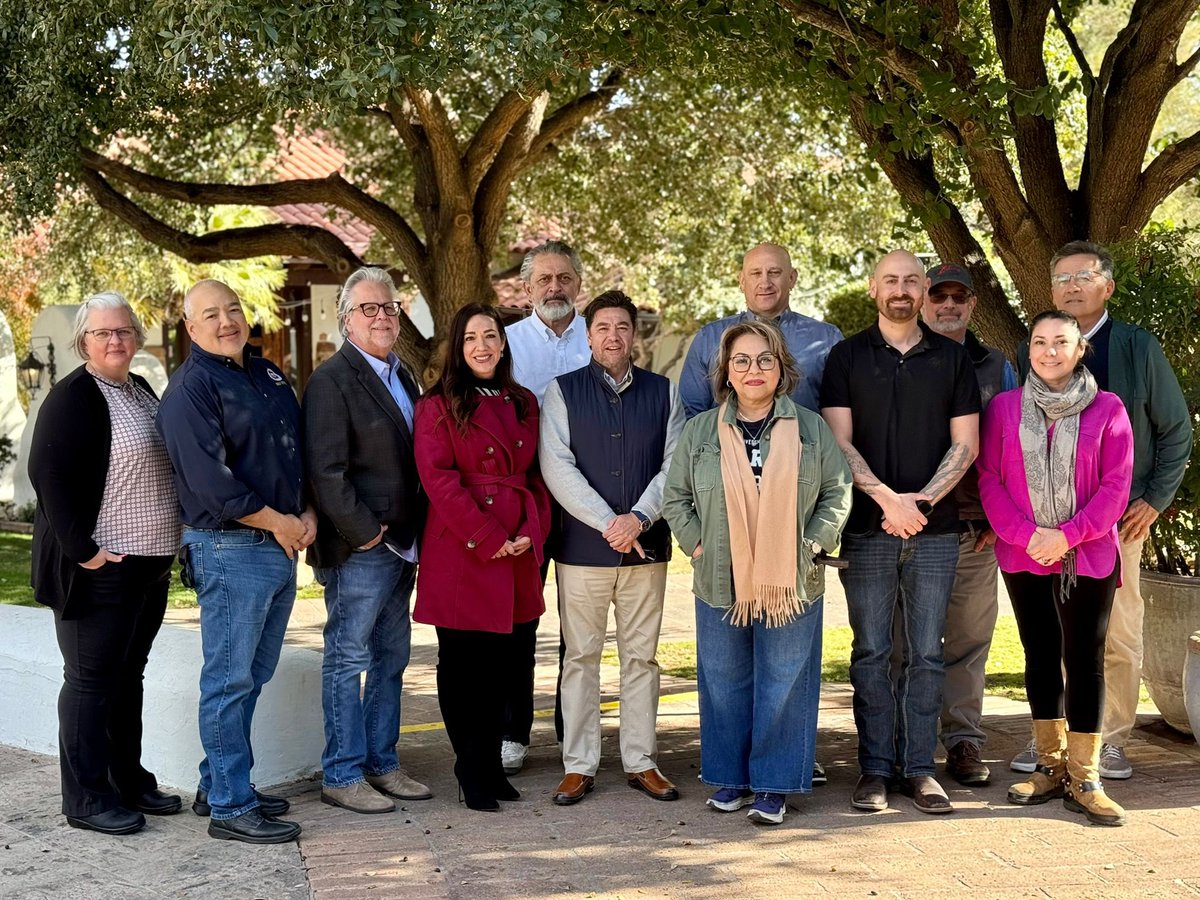 PortNogales's tweet photo. Thank you to our board, ex-officio, and delegates for dedicating your Saturday to shaping Nogales’ future! From setting priorities to adapting to political changes and planning our 20th anniversary, exciting things are ahead. Check out our 2025 Priority Issues list on our website https://t.co/zKGPukC64J