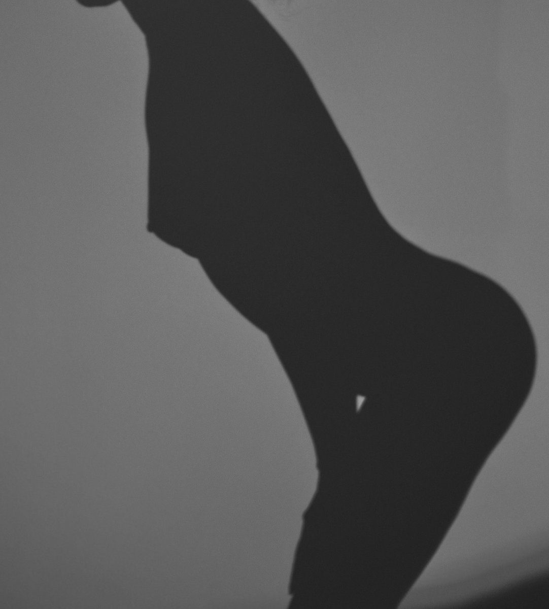 calliecommands's tweet photo. Every inch of me demands your devotion. Start now. ✨👑

FemaleEmpowerment BodyWorship https://t.co/QlKi1OhuhY