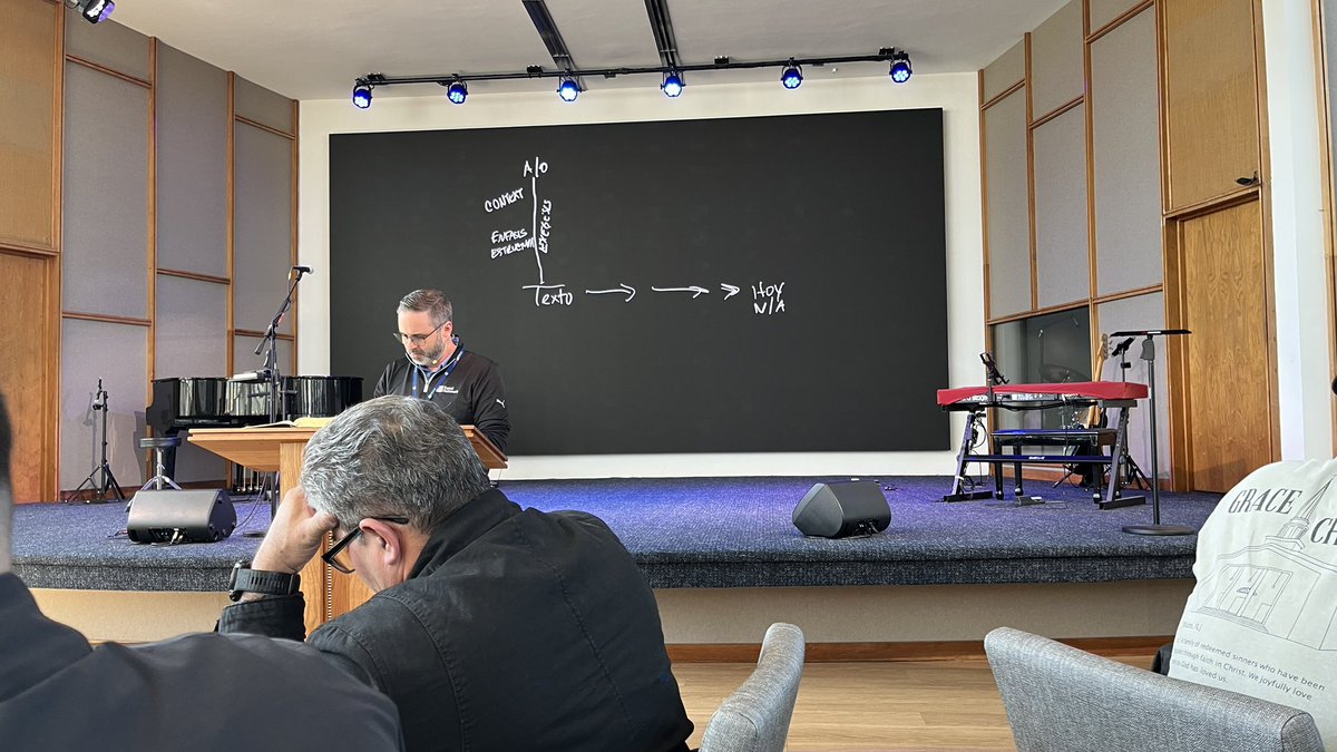 PsAndyQuesada's tweet photo. Taller de exposición bíblica de @PredicaFiel en Miami!!! https://t.co/U1iVJUhLgW