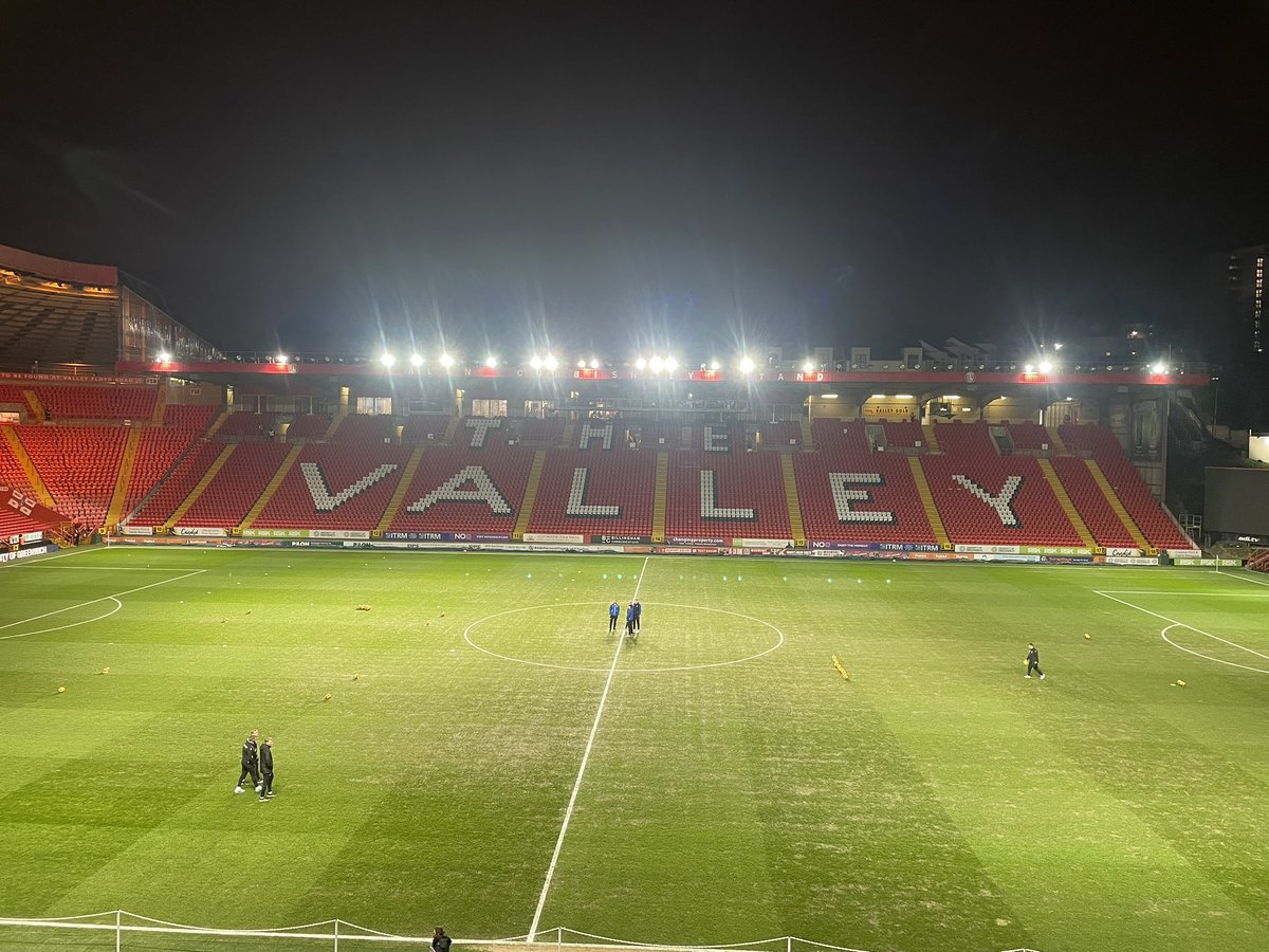 LouisMend's tweet photo. (Partially) floodlight football at the home of football this evening 

#cafc https://t.co/lFKqcXc4K0