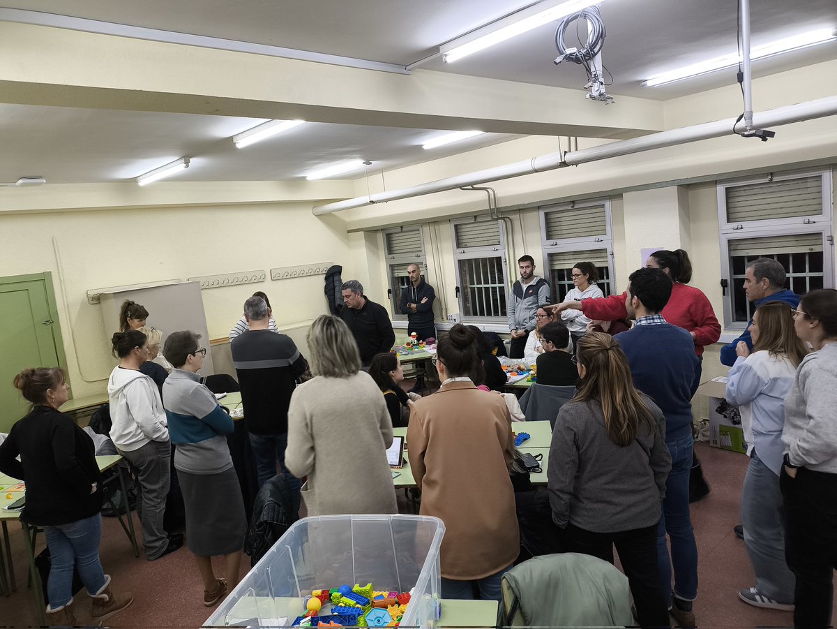 Isabel Lozano López tweet media