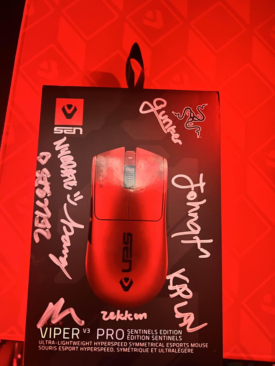 my signed <a href="/Sentinels/">Sentinels</a> collection is fire no?