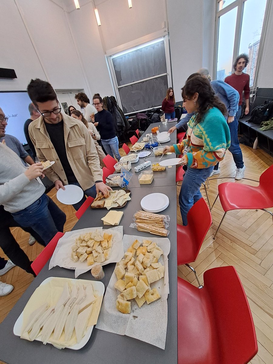 It was a pleasure to host <a href="/dfis_polimi/">Dipartimento di Fisica - Politecnico di Milano</a> the Trajector-AGE meeting!! 

<a href="/MVFranchi/">Martino V. Franchi</a> <a href="/PorcelliSimone/">Simone Porcelli</a> <a href="/JulianAlcazar_/">Julian Alcazar</a> <a href="/Alfo_Mastro/">Alfonso M</a> #albertobotter #fulviolauretani

#mnirs #myotweet  #agingmuscle #ultrasuond #emg #mri #clinic #sarcopenia