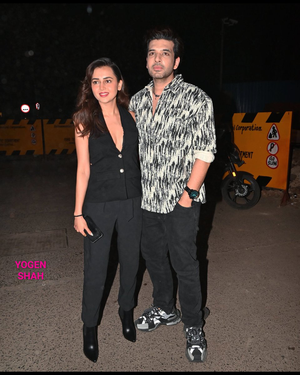 yogenshahyogen's tweet photo. #Tejasswiprakash #karankundrra At  Munawar Faruqui's  birthday celebration in Mumbai today.  

#yogenshah https://t.co/kjeU2OqGuu