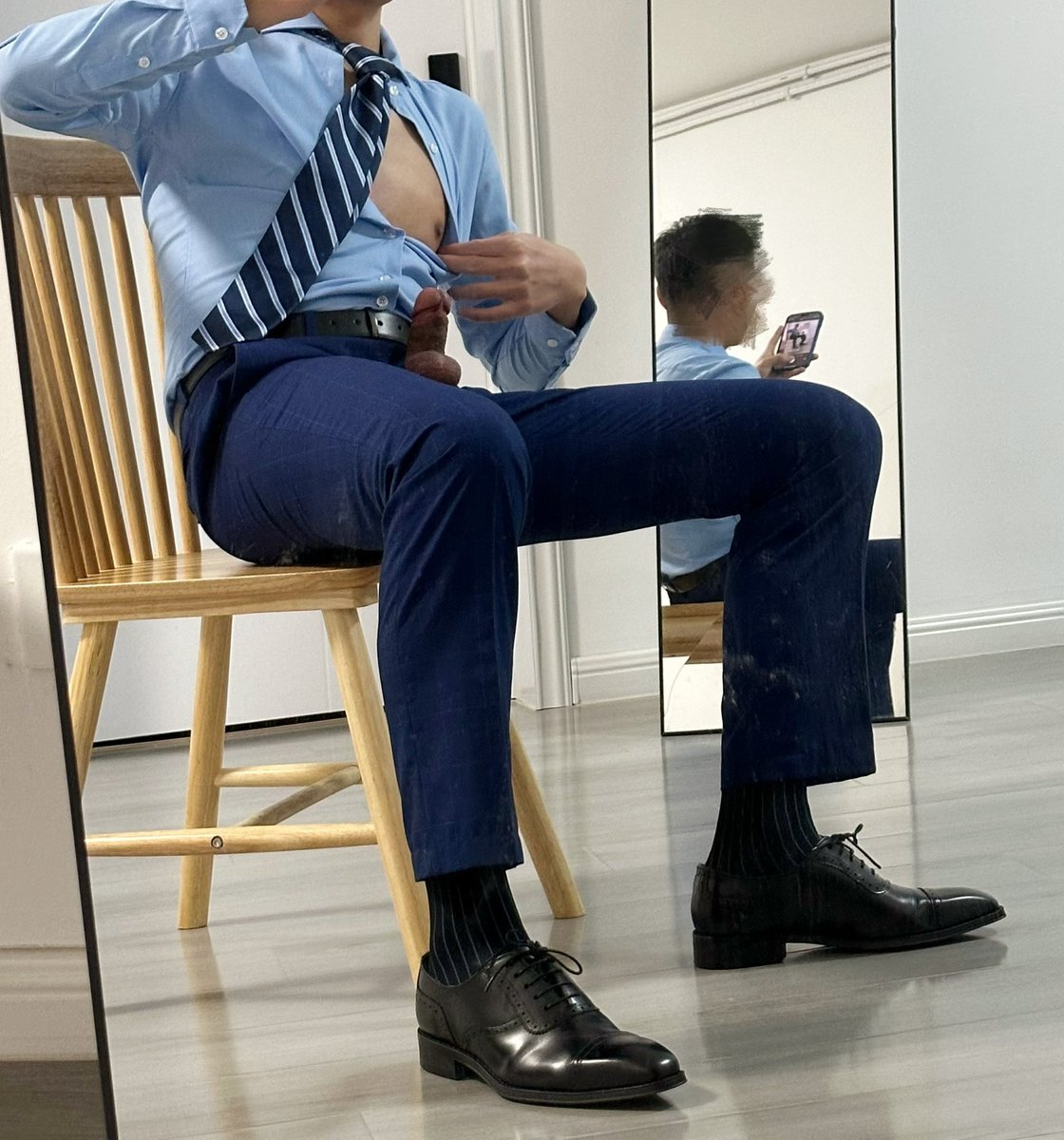 香蕉爱上蜜桃X tweet media