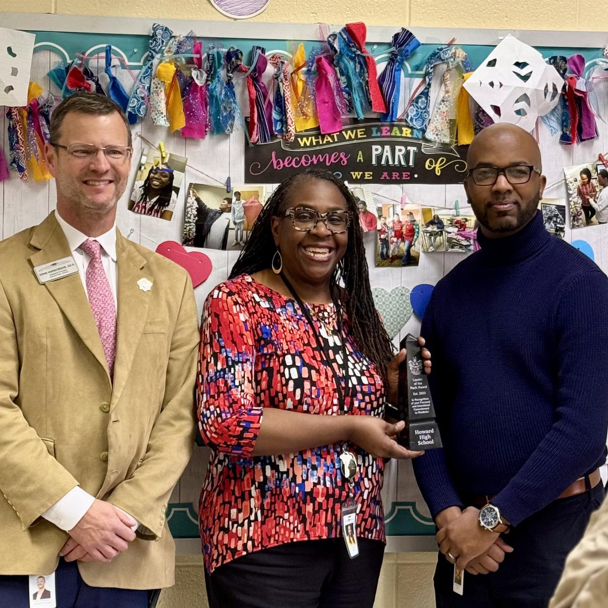 howardhshuskies's tweet photo. Congratulations to Mrs. L. Crawford for being selected by the Huskies as this week's Leader of the Pack!
#LeadingOurPack #Built4Bibb #ALLINtogether https://t.co/YmVcqOFK9U