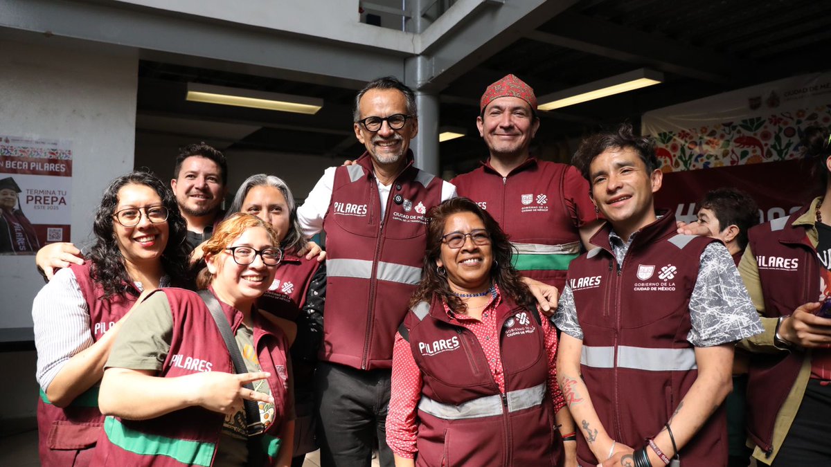 CdmxPilares's tweet photo. Desde #PILARES Richard Wagner, festejando que hoy #PILARESCumple6 años.
Gracias por acompañarnos a tejer comunidad. ✨ https://t.co/FwqaPprPKA