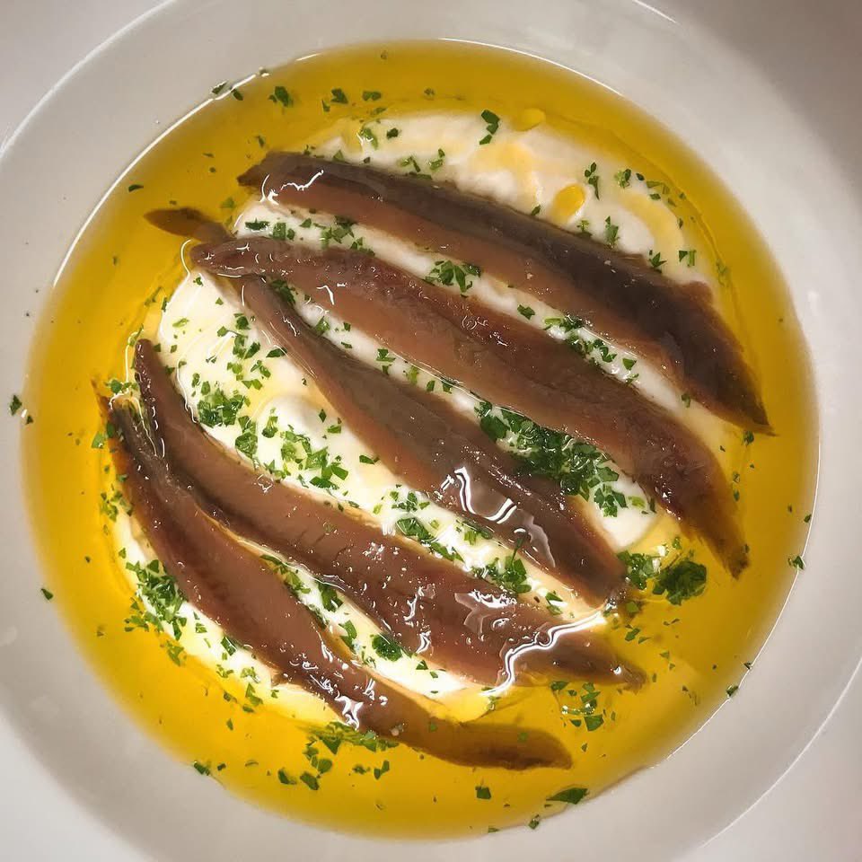 IbericoClub's tweet photo. Cream cheese, anchovies and olive oil! https://t.co/ejUlbjzuFk