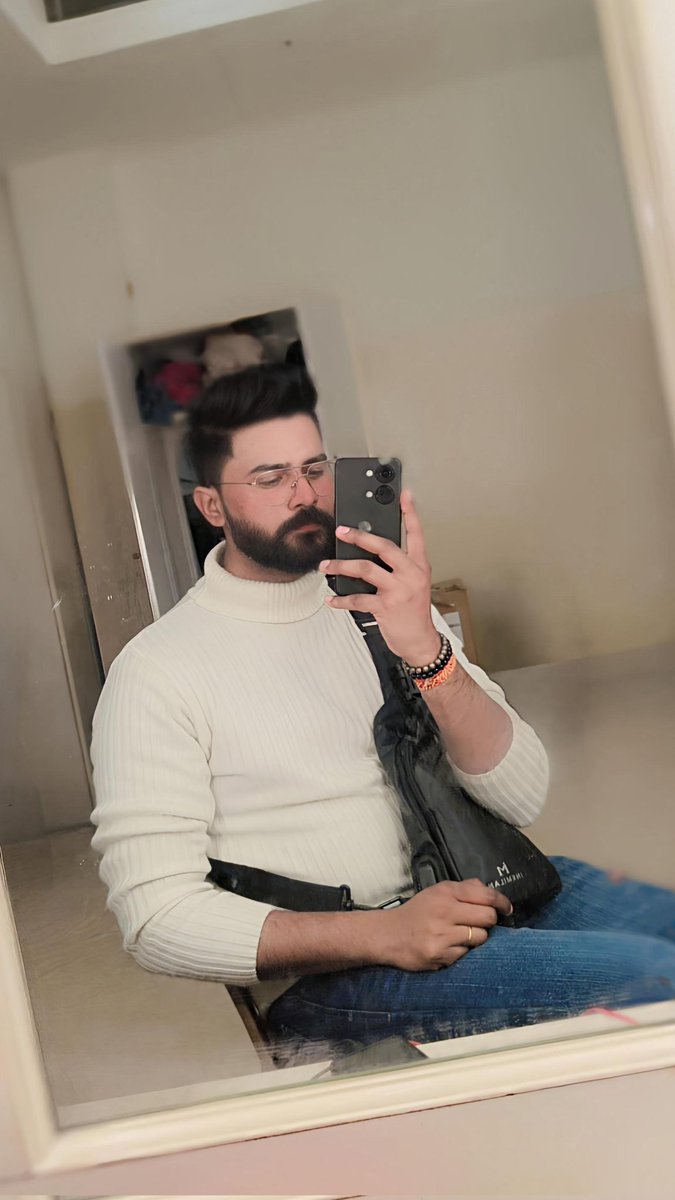 iamtarunstar's tweet photo. "The more grateful I am, the more beauty I see" 

#viral #trendingreels #trend #trending #gratitude #thankyougodforeverything #iamtarunstar #lifeisamazing #life #explore #explorepage https://t.co/xJqsm1oF8A