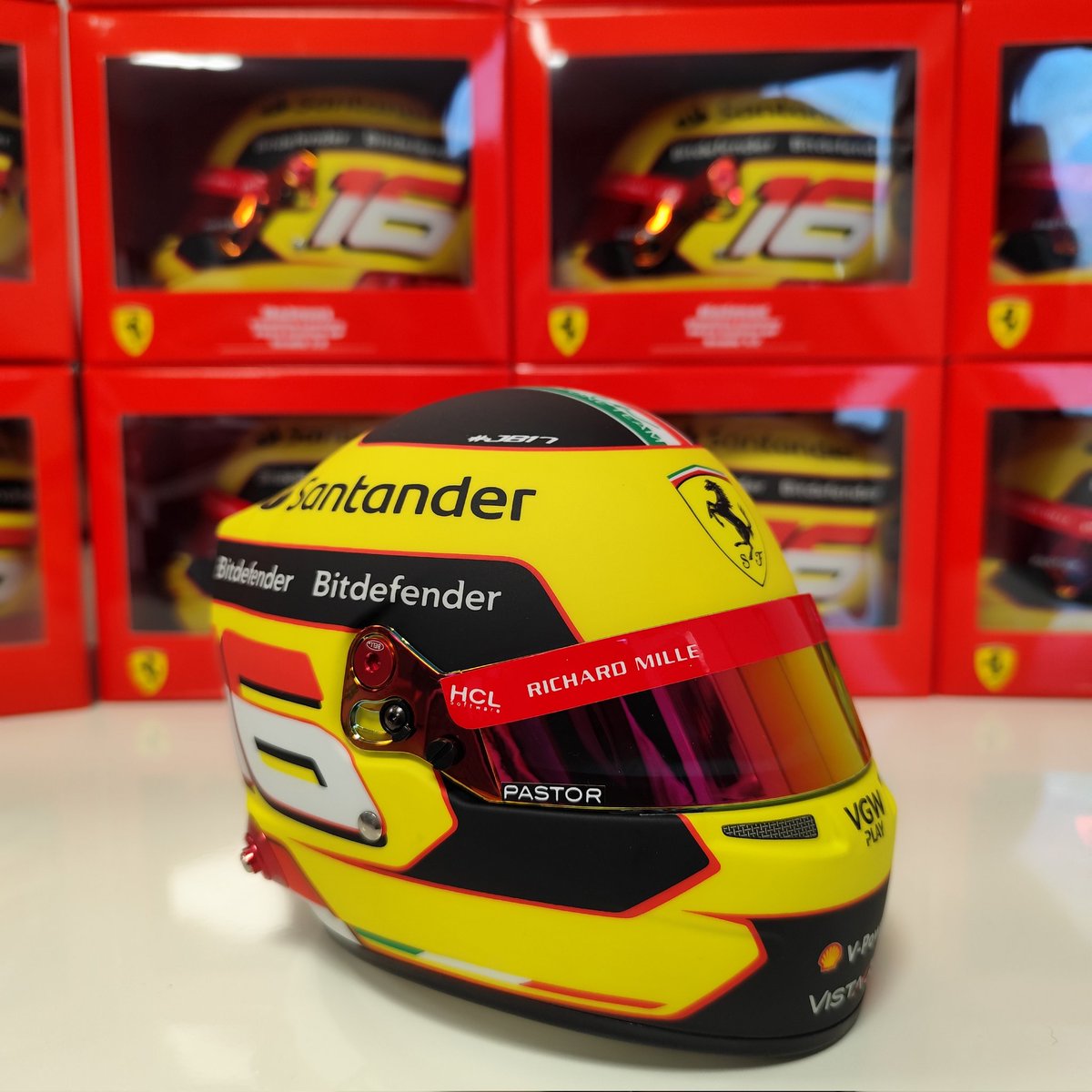 Little Bolide tweet media